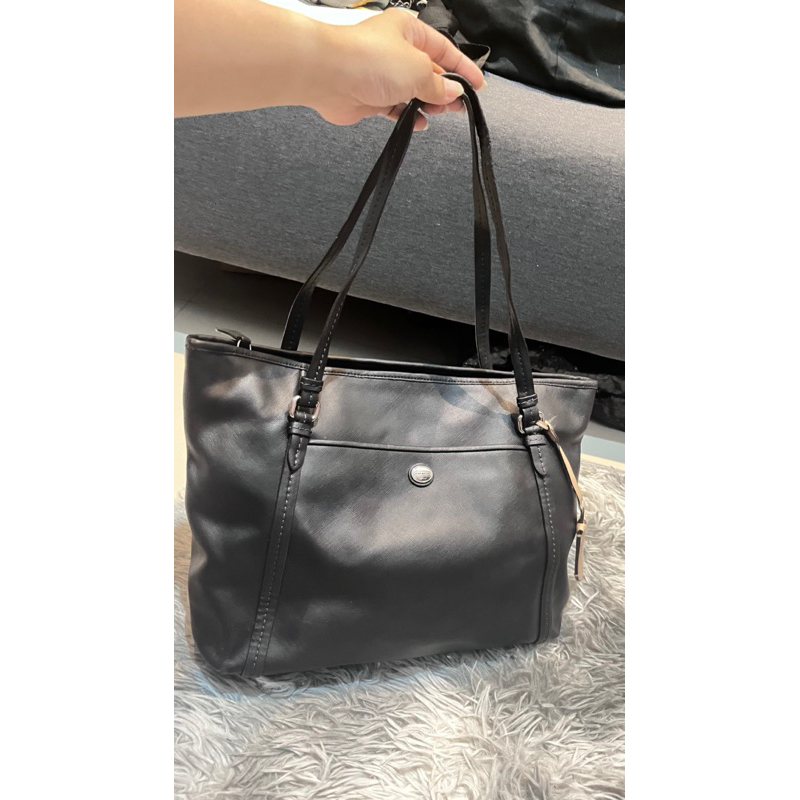 coc coach hitam tote bag second