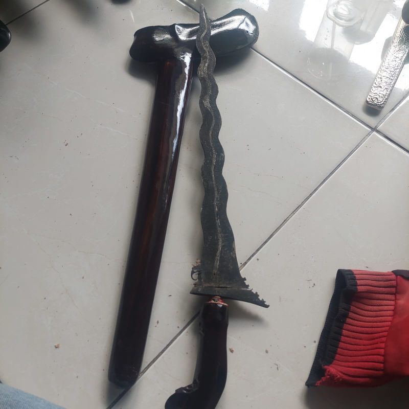 keris sodo lanang komplit warangka