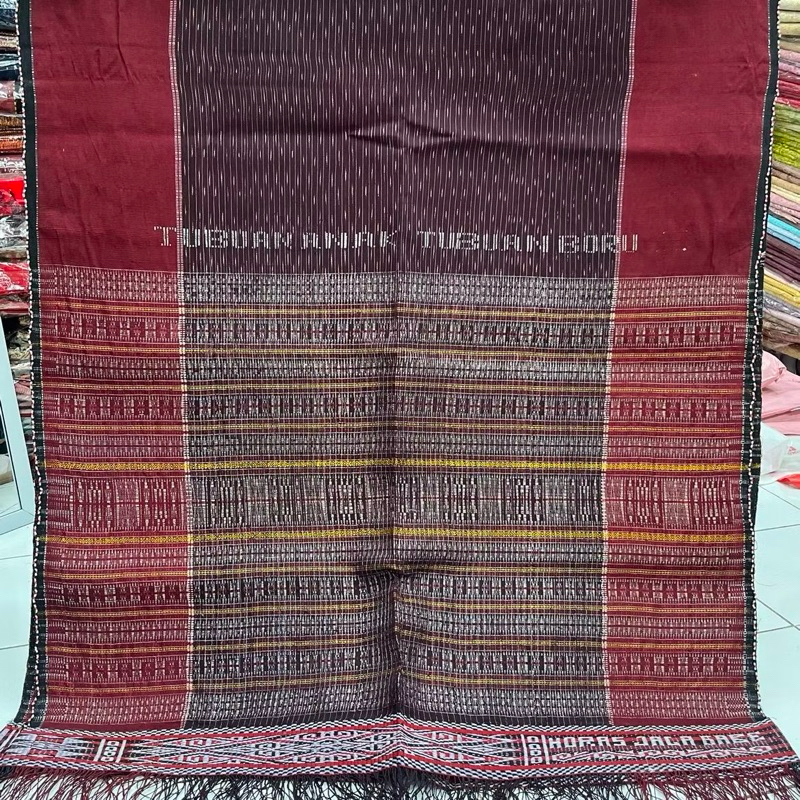 ULOS HELA TENUN TANGAN ASLI ULOS PINTU BATU ULOS HELA KUALITAS SUPER TANPA BENANG MAS