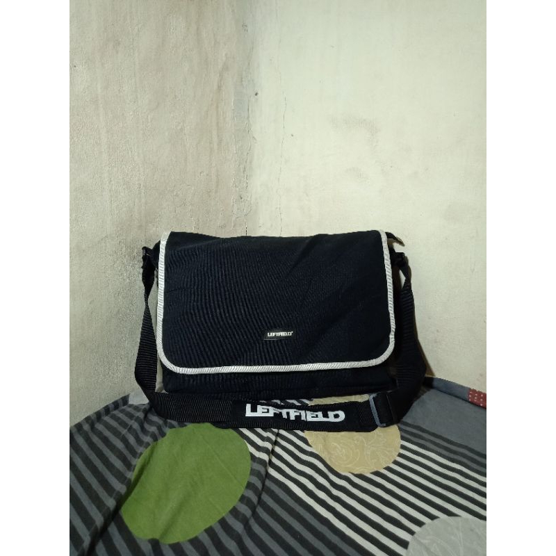 Tas Selempang LeftField Cordura