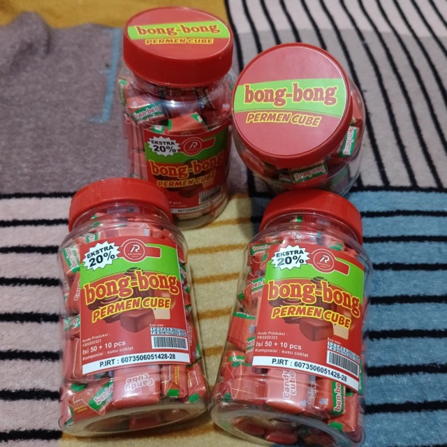 

Makanan Ringan Permen Bong Bong Permen Cube isi 60pcs