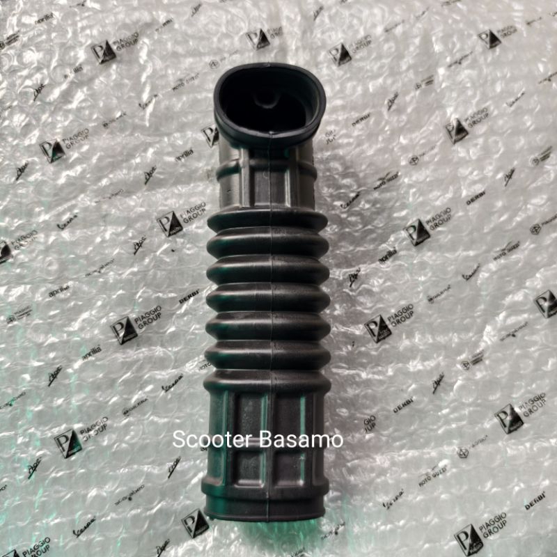 Selang Hawa Box Filter Udara Vespa LX/S 2V