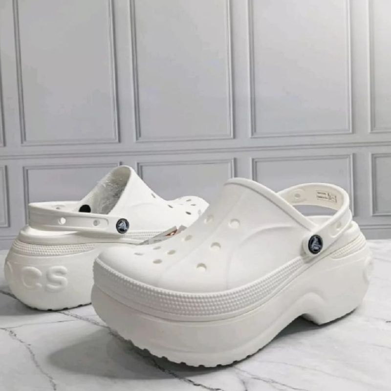 Crocs bella clog wedges / Crocs bella clog uniseks / wedges Crocs / sandal karet