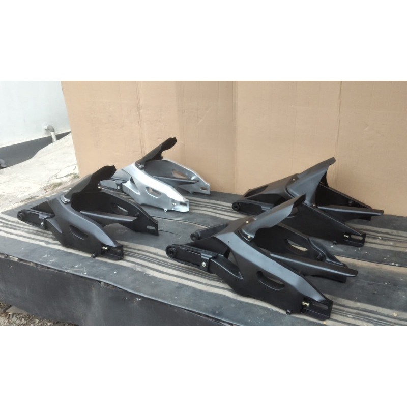 SWING ARM NINJA 250 fi , New , R25,Cbr 250/150 ,R15 dll