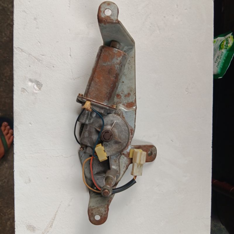 dinamo wiper belakang chevrolet spark 800cc original