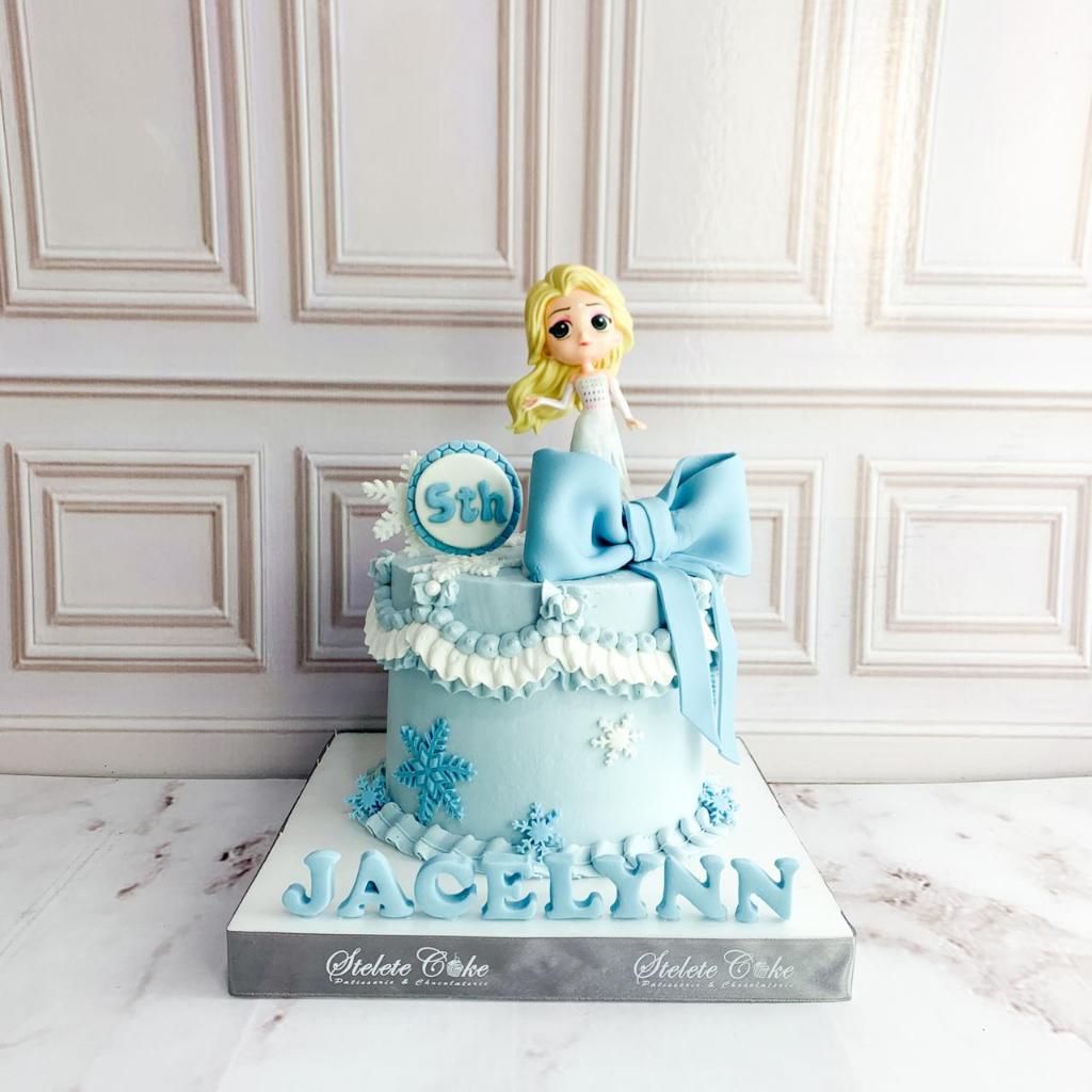 

Kue Ulang Tahun/Kue Birthday/Kue Ultah Tema Frozen/Frozen Cake/Kue Birthday jakarta Frozen
