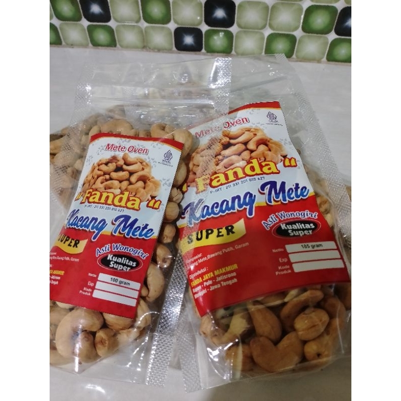 

Kacang mete 1kg open super premium asli wonogiri 100%Original