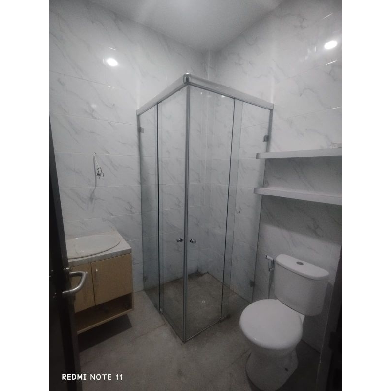 Shower Box Sleding Kamar Mandi Kaca 10mm Tempered