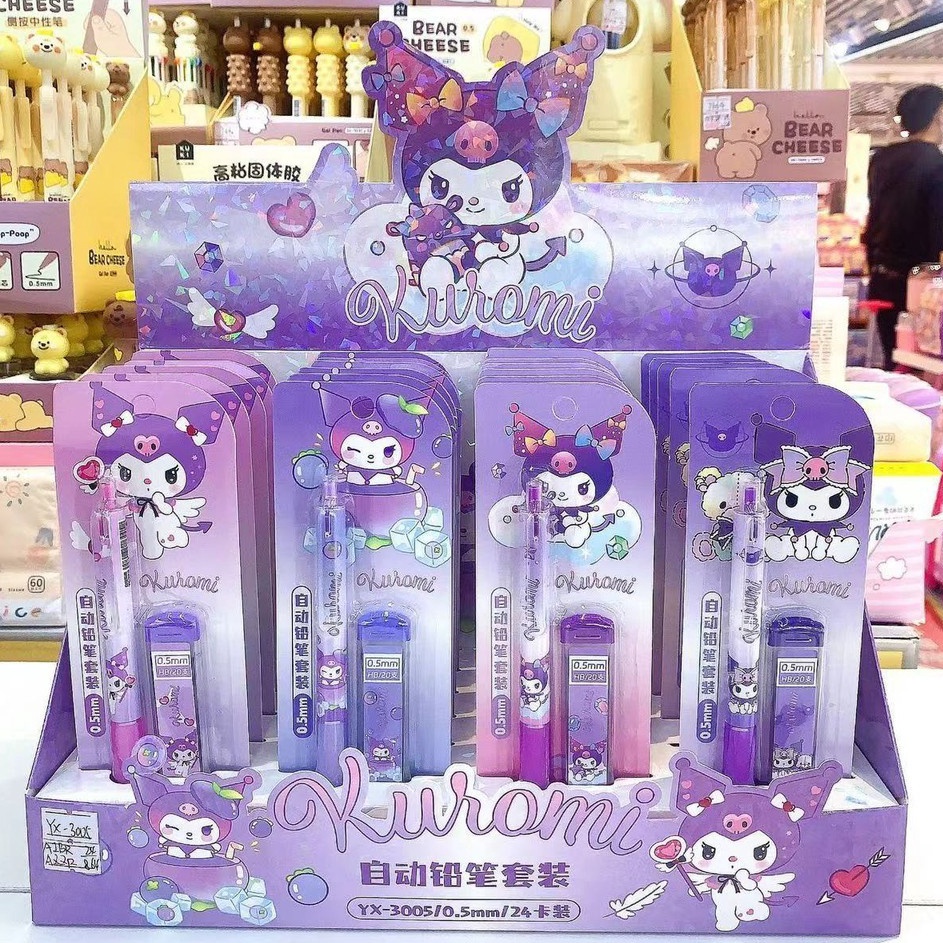 

PALING DIMINATI PENSIL MEKANIK KURO 5MM PENSIL MEKANIK FREE REFILL MOTIF SANRIO KUROMI