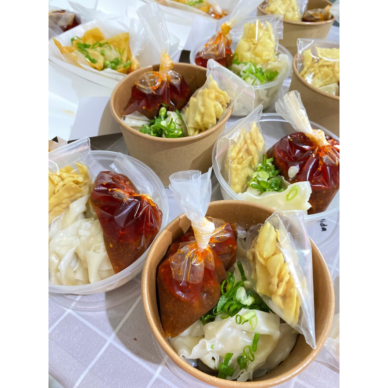 

pangsit chilioil 6pcs