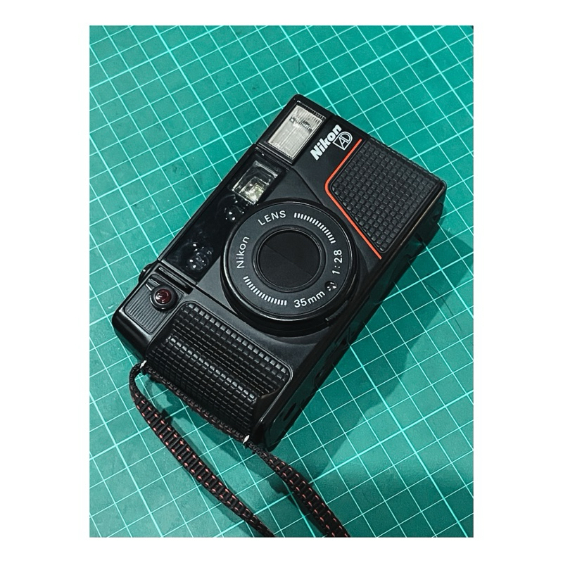Kamera Analog Nikon L35AD2 MINT.