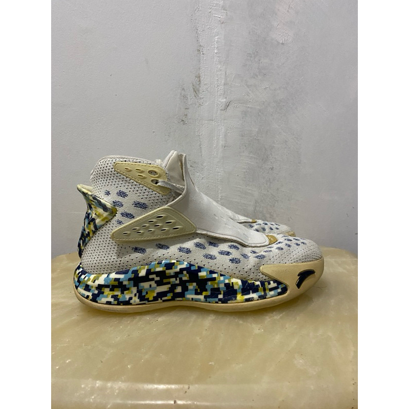 SEPATU BASKET ANTA KT5 VETERAN WHITE BLUE ORIGINAL (SIZE 41)
