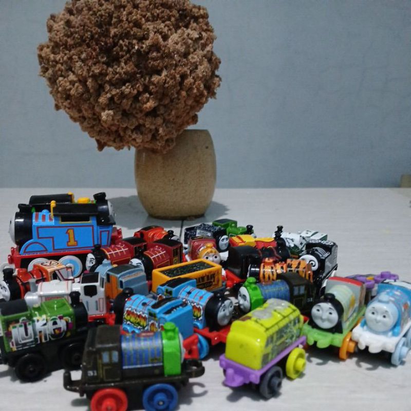 Thomas minis preloved per pcs