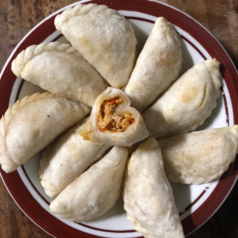 

Cireng isi ayam suwir 10pcs
