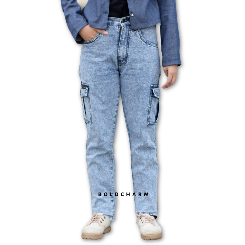Celana Jeans Wanita Slim Cargo Denim Sandwash