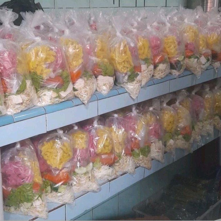 

Asinan Betawi Legend H Asymuni Pasar Jangkrik (bisa kirim keluar kota)
