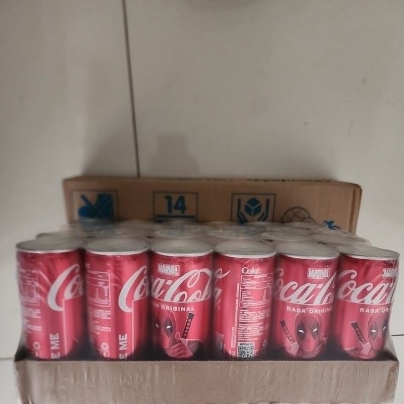 

coca cola original taste 250 ml 24 kaleng