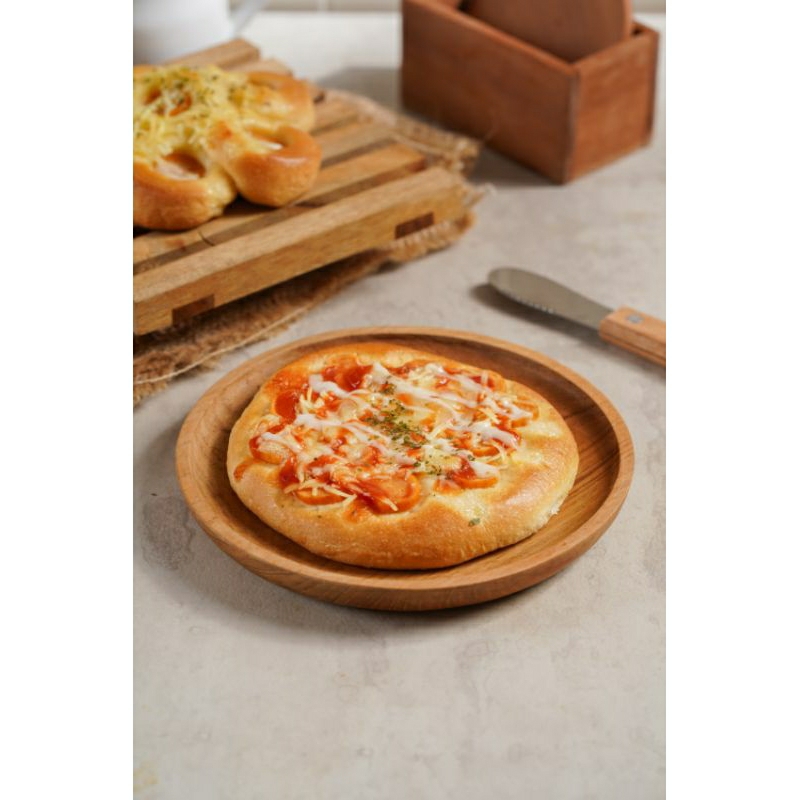 

Roti Pizza Ayam - Kamayangan Bakery