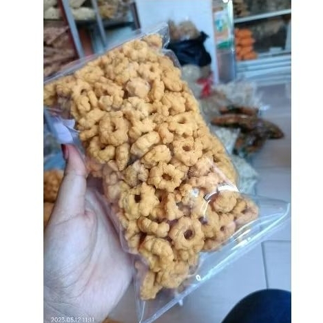 

kripik sakura anting