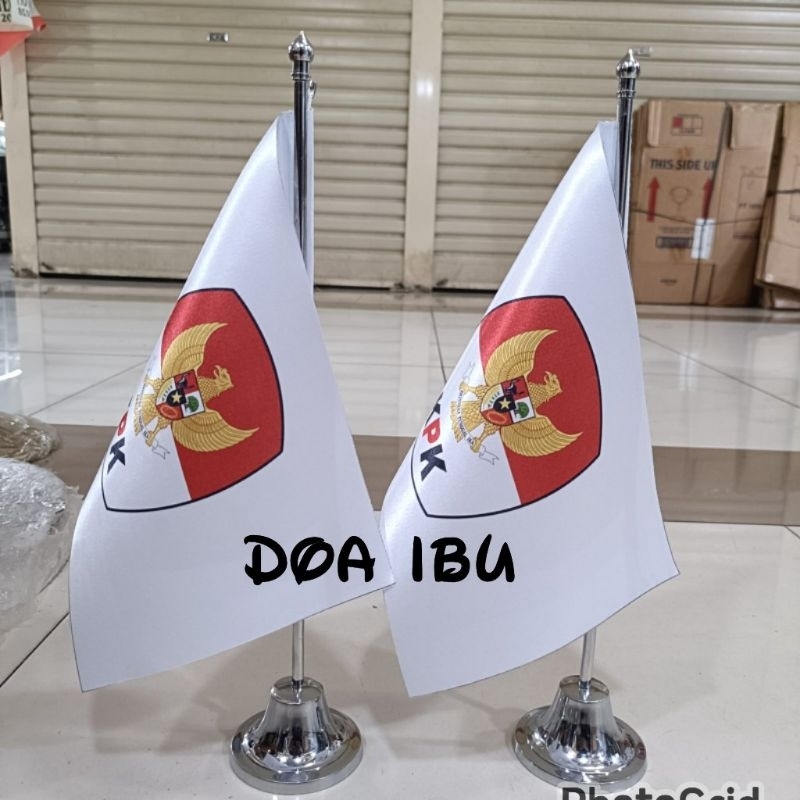 

best seller bendera logo KPK+tiang stenlis meja