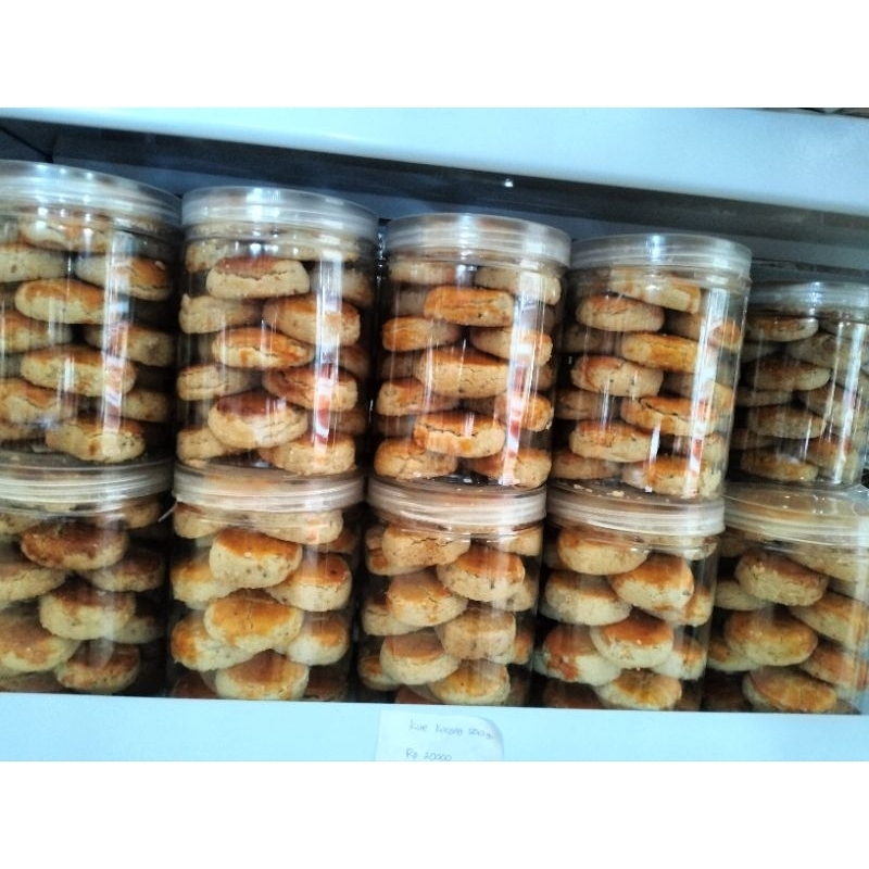 

KUE KACANG JEMBER