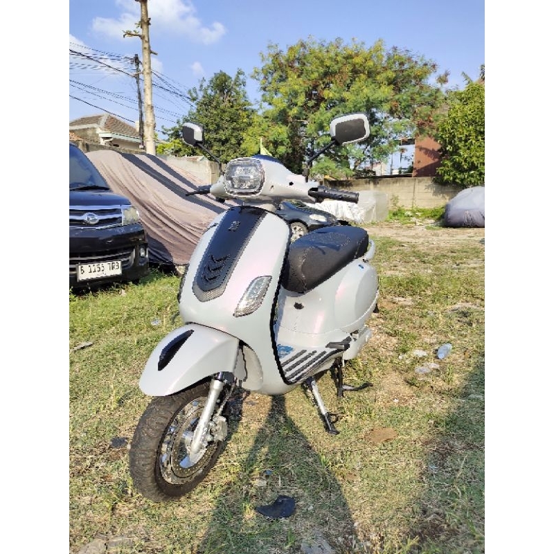 Nyaris Baru Motor Listrik Uwinfly T3S PRO silver / Molis model Vespa / Molis Uwinfly Warna Silver Le