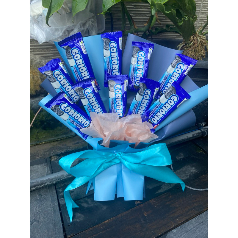 

READY STOCK buket snack / buket bunga / buket murah / Buket graduation