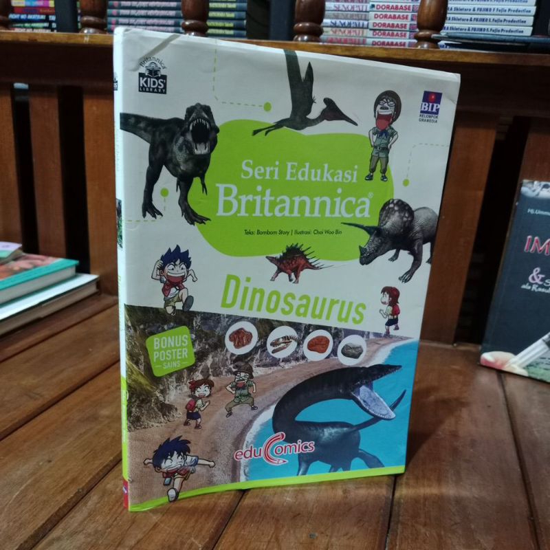 SERI EDUKASI BRITANNICA DINOSAURUS