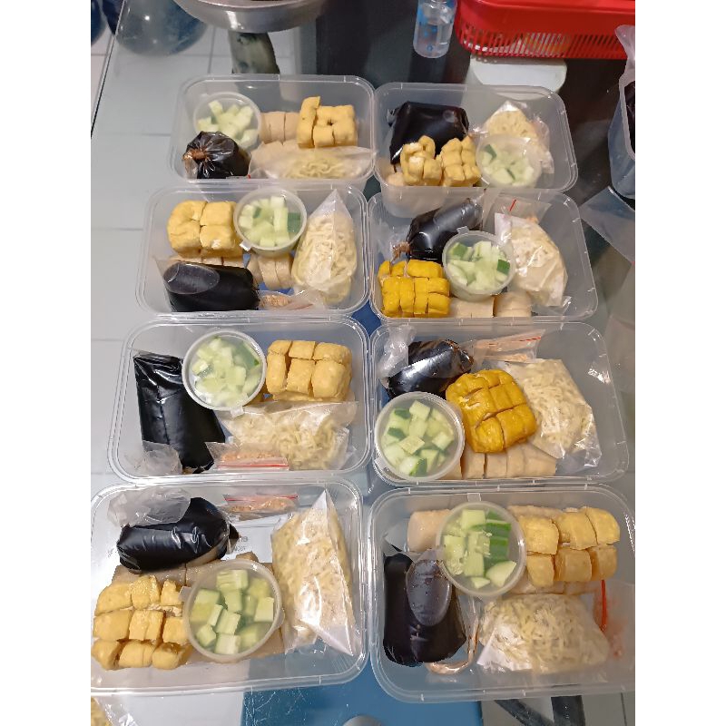 

Pempek rujak mie palembang