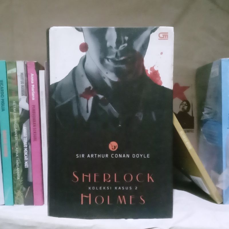 Sir Arthur Conan Doyle | Sherlock Holmes | His Last Bow | Lembah Kengerian | Kasus Misteri Harta War