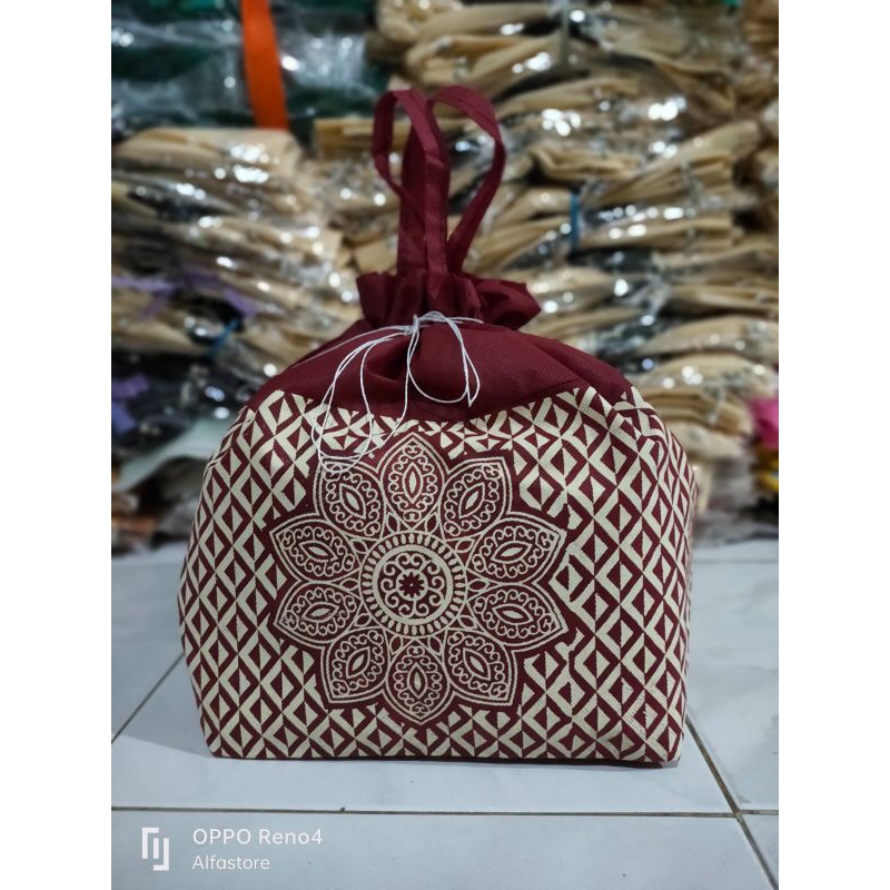 Tas Hajatan Lusinan Serut Tebal Motif Mahkota sablon tinggi mewah ukuran dus 22x22