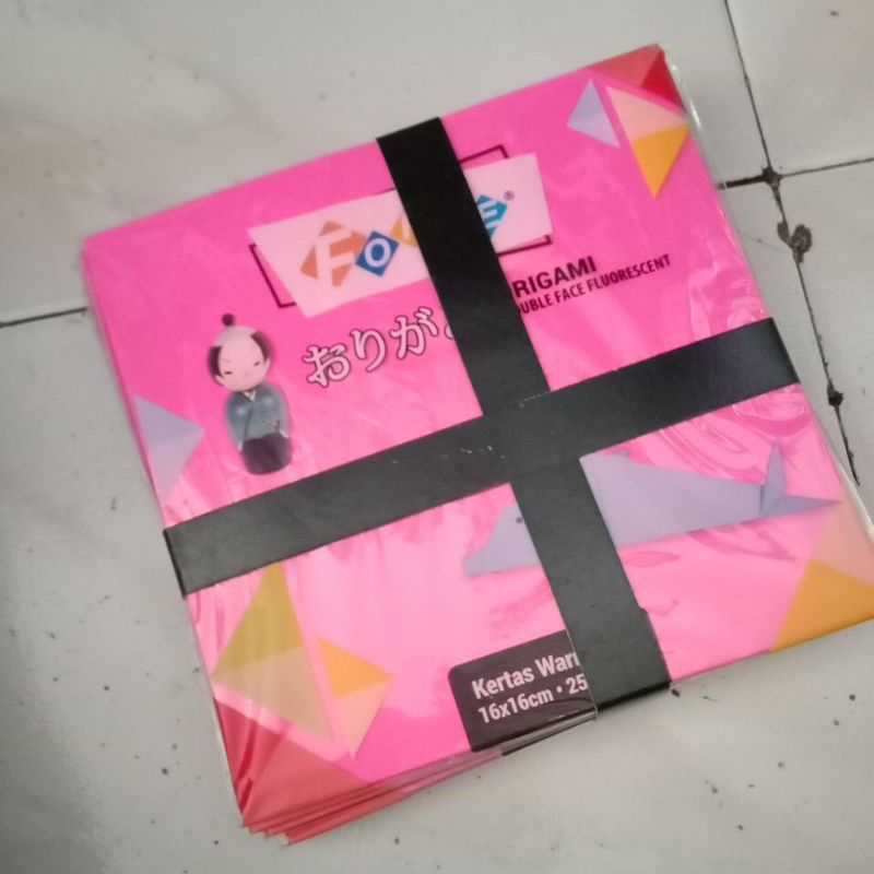 

ORIGAMI MERK FORTE BOLAK BALIK UKURAN 16×16 CM 1 ikat isi 10 pak
