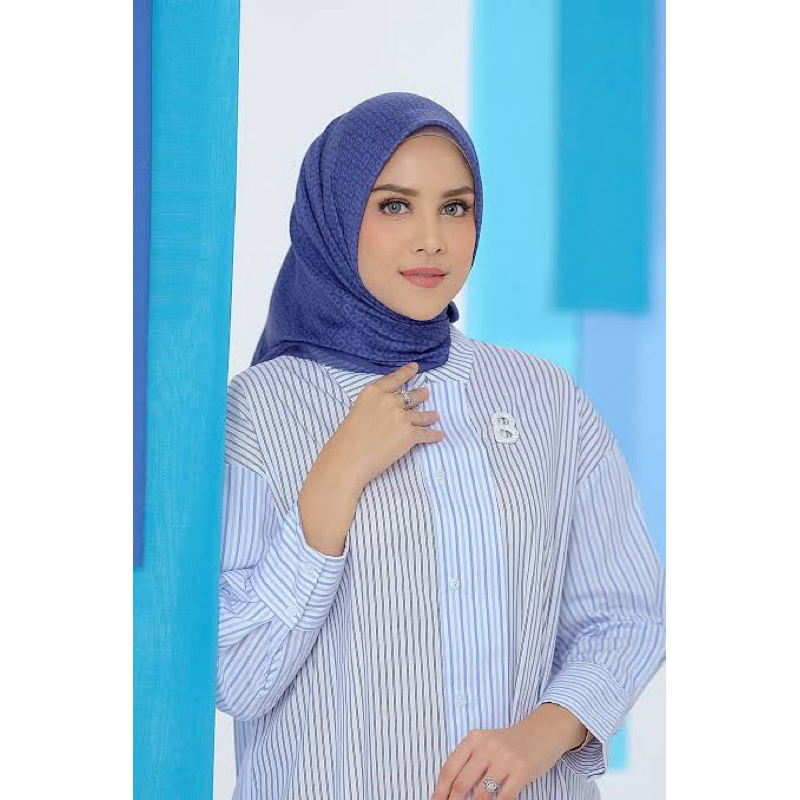 Preloved Tapis Buttonscraves