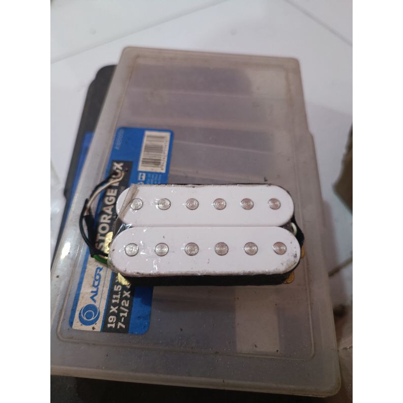 pickup ptp white cover bridge