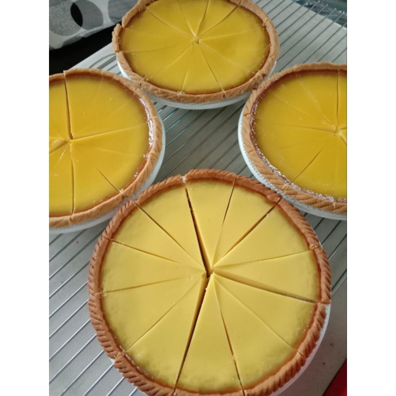 

PIE SUSU / Tar Susu Pontianak,-(HALAL), UK BESAR(NON-PIRING), PKE KOTAK