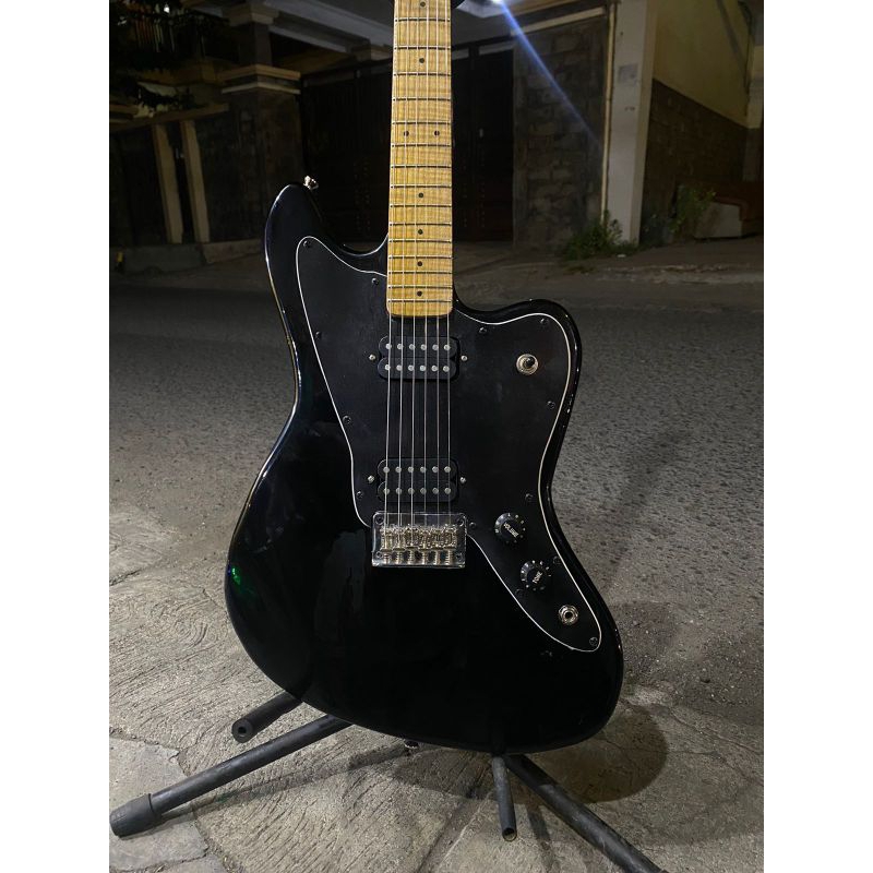 Gitar Fender Jaguar Blacktop