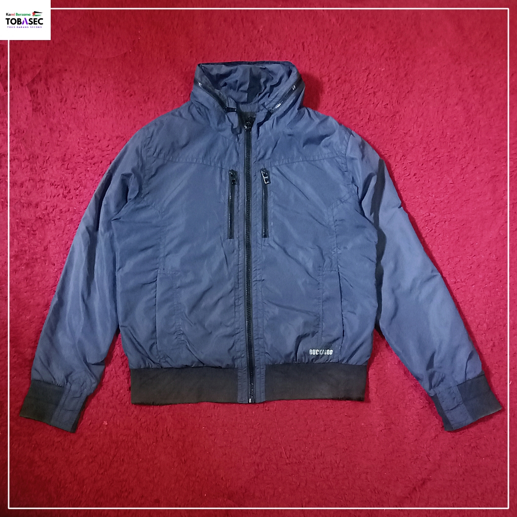 Jacket Windbreaker Bomber hoodie Buckaroo Jeans warna navy waterproof Size XL