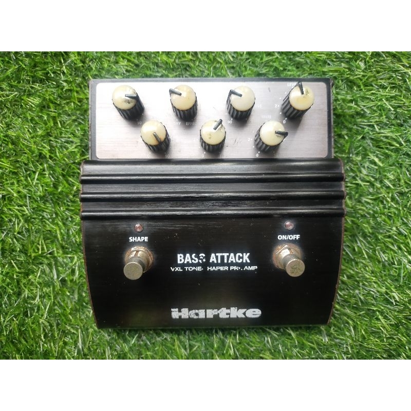 efek preamp bass hartke attack