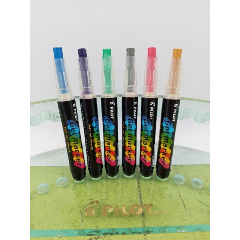 

PILOT GEL MARKER METALLIC COLOUR APW-GM8M-S6 1SET 6 PCS(pewarna Gambar)