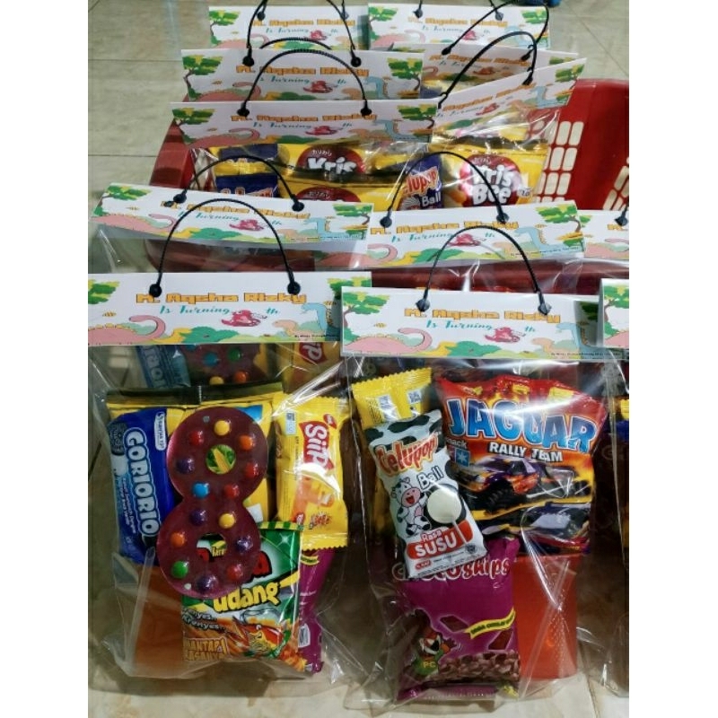 

PLASTIK SNACK ULTAH MURAH CANTIK LEBEL BISA REQUEST