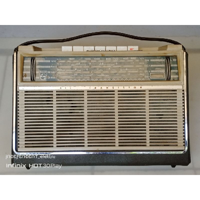 Radio antik   Radio lawas   radio philips jadul   radio koleksi   radio kompas   radio vintage    ra