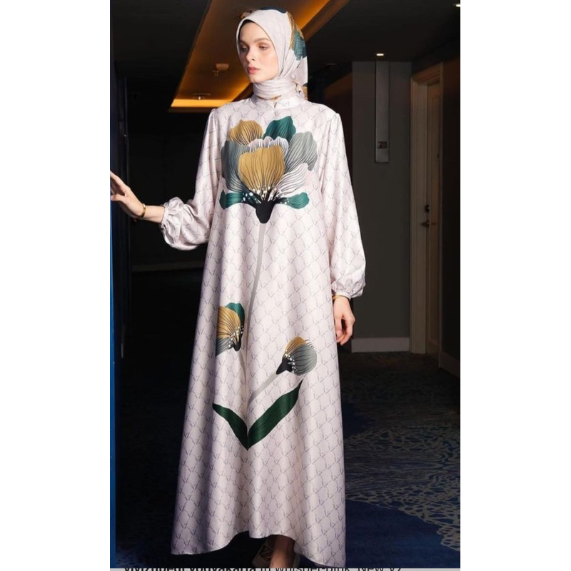 reverie dress vivi zubedi preloved