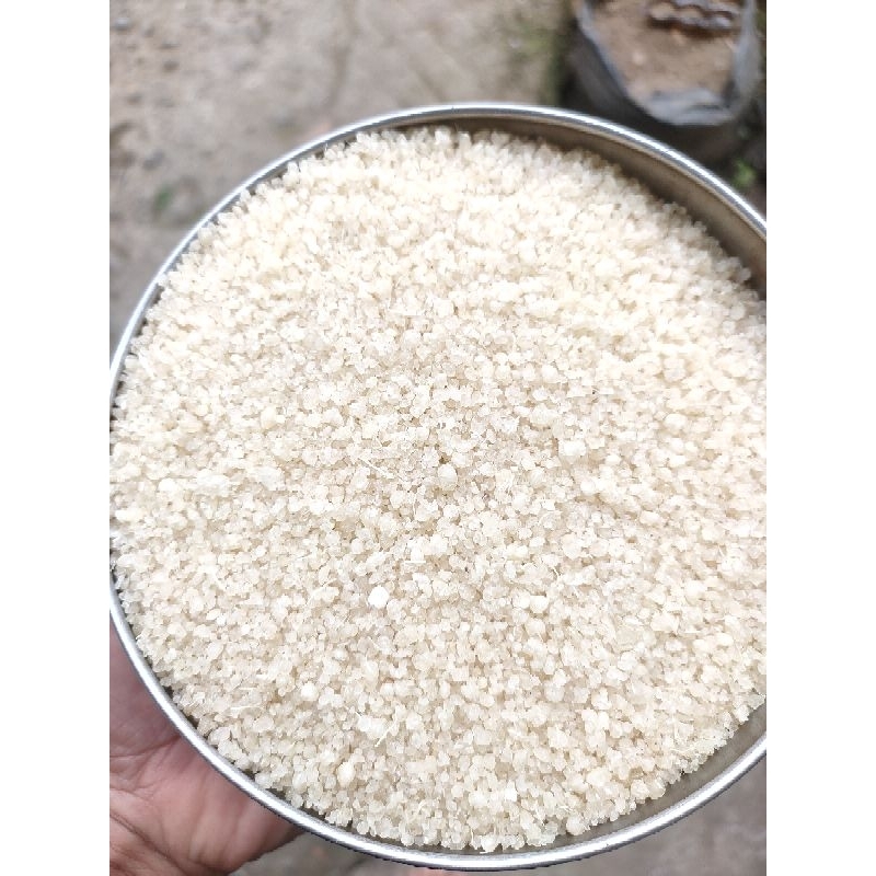 

Oyek Tiwul super putih
