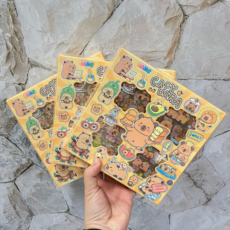 

STIKER BOX SET CAPYBARA / SANRIO / CRYBABY / STITCH Sticker Lucu Aesthetic Untuk Deco DIY Botol Casing HP Gantungan 1Box 100 Lembar CapybaraR