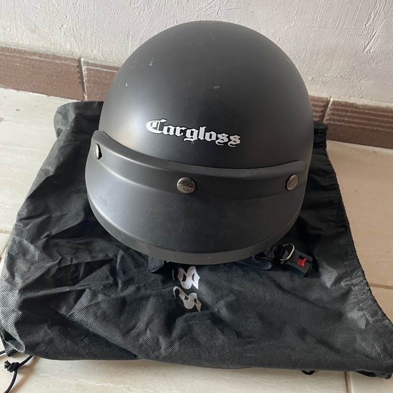 PRELOVED HELM CARGLOS ORI UK M (TANPA KACA)