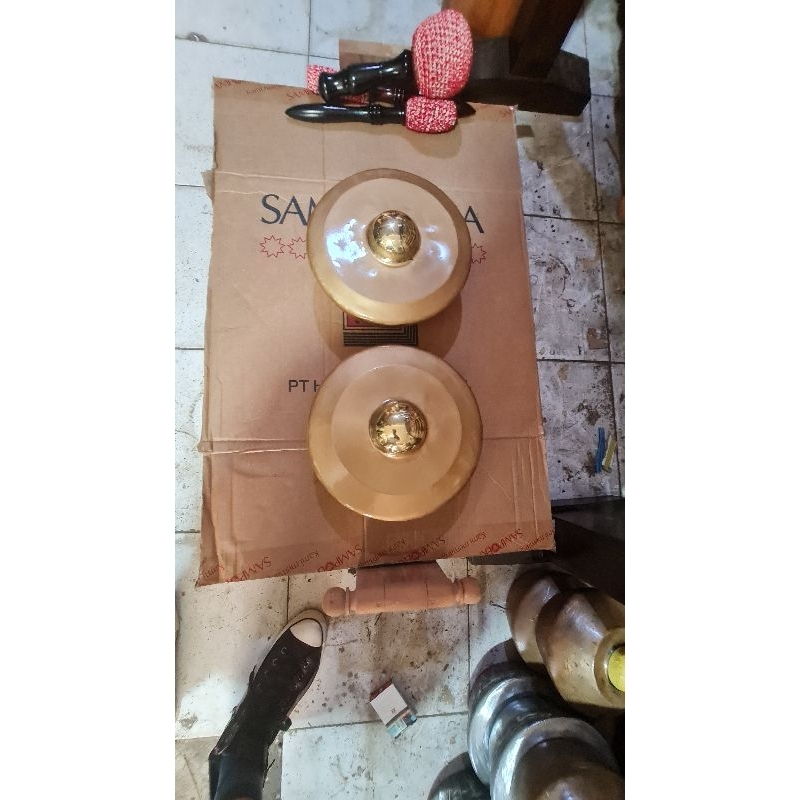 kenong jaranan bahan besi pencu kuningan 2 buah