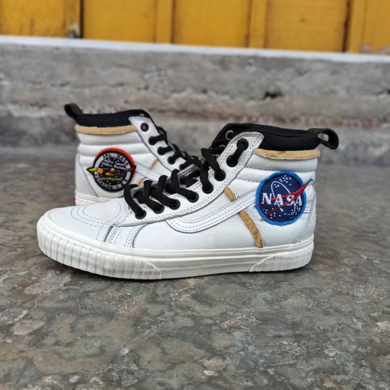 Vans MTE Dx Sk8 High x NASA (Space Voyager) True White