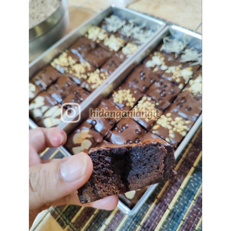 

Fudgy brownies 20 x 20