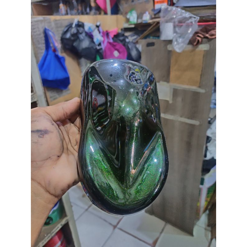 Cat PU Black Green Effect | hitam metalic ijo | cat otomotif | cat mobil | cat motor |