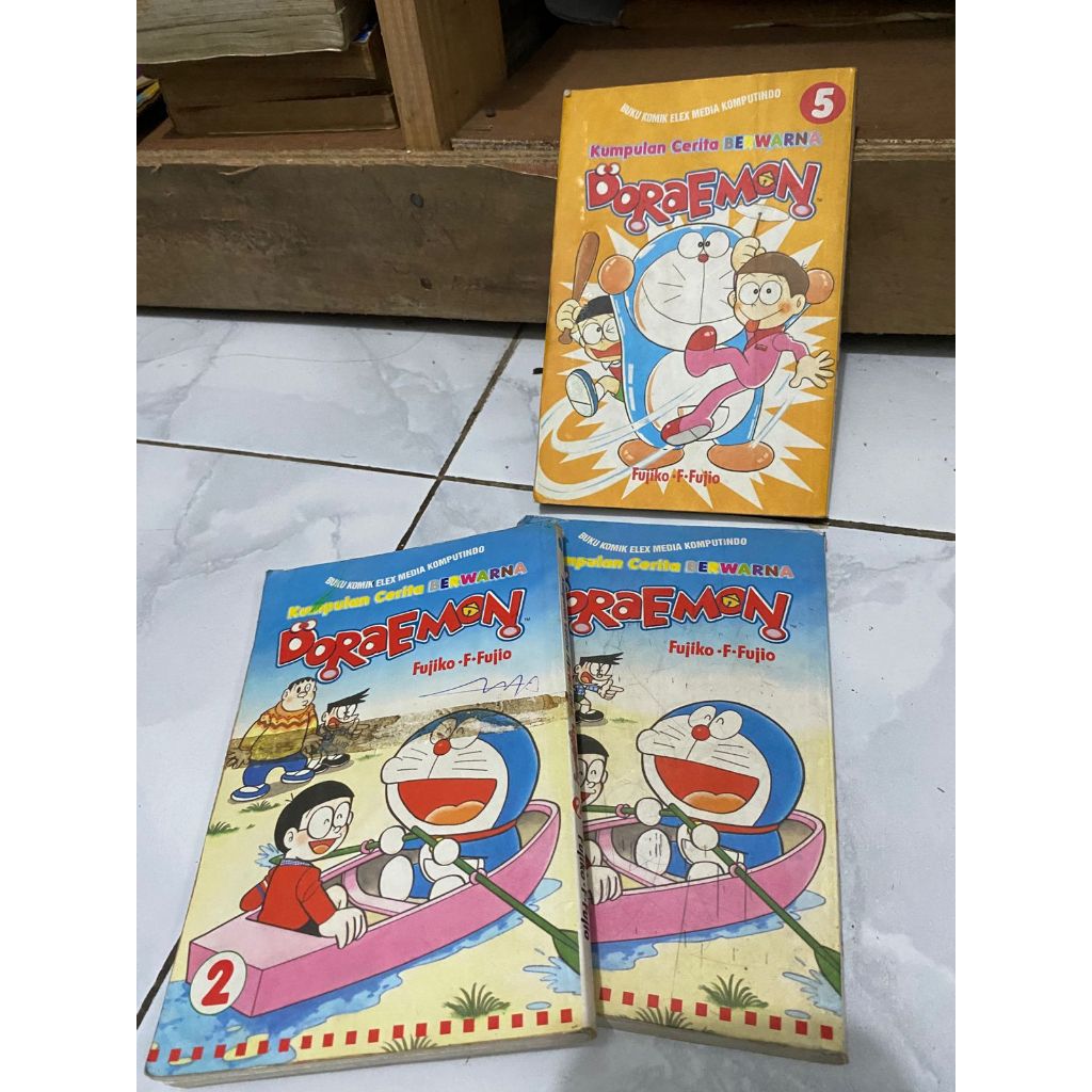 Komik kumpulan cerita berwarna doraemon cabutan